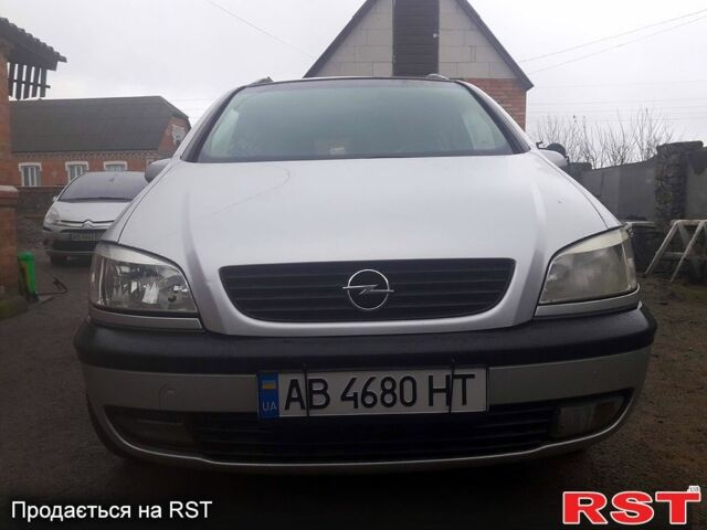 Серый Опель Зафира, объемом двигателя 2 л и пробегом 300 тыс. км за 3500 $, фото 1 на Automoto.ua
