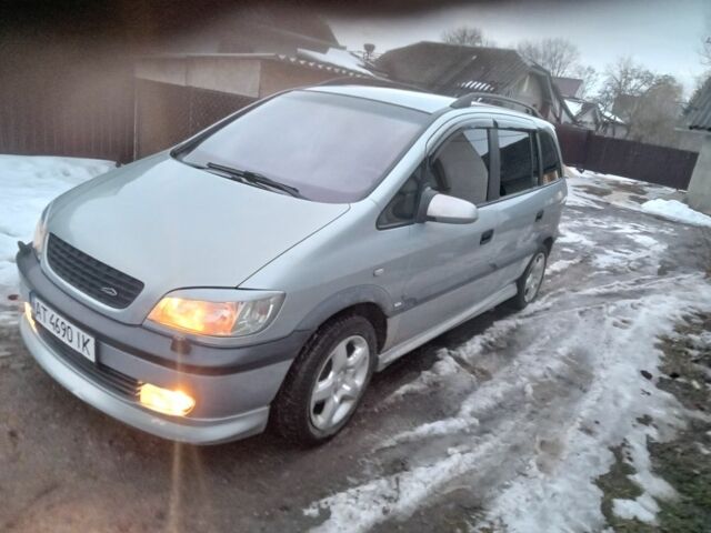 Серый Опель Зафира, объемом двигателя 2.2 л и пробегом 1 тыс. км за 3500 $, фото 1 на Automoto.ua