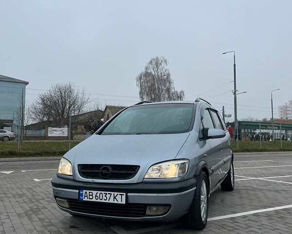 Серый Опель Зафира, объемом двигателя 2.17 л и пробегом 307 тыс. км за 2400 $, фото 1 на Automoto.ua