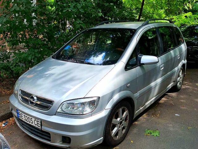 Сірий Опель Зафіра, об'ємом двигуна 2.2 л та пробігом 375 тис. км за 2550 $, фото 1 на Automoto.ua