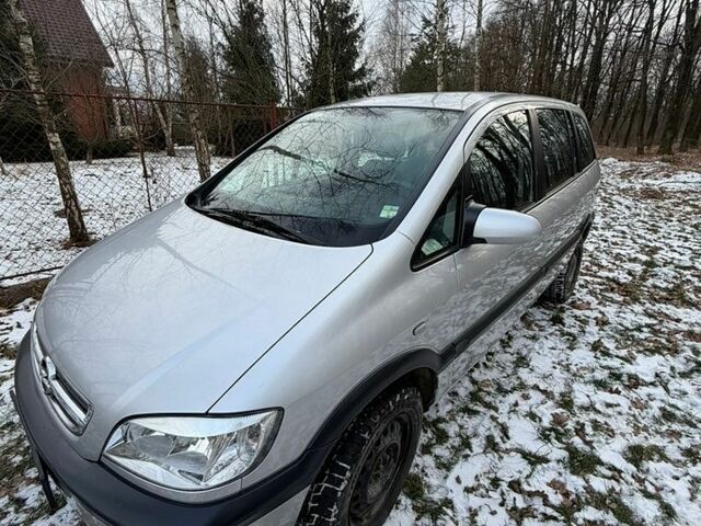 Сірий Опель Зафіра, об'ємом двигуна 1.8 л та пробігом 236 тис. км за 4300 $, фото 1 на Automoto.ua