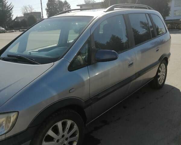 Сірий Опель Зафіра, об'ємом двигуна 2.2 л та пробігом 600 тис. км за 3300 $, фото 1 на Automoto.ua