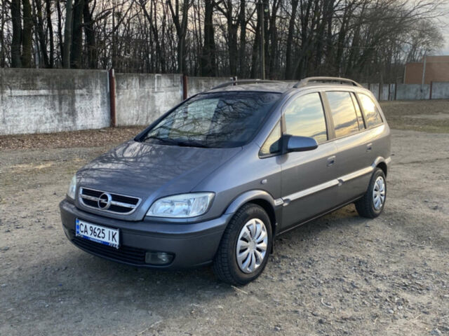 Сірий Опель Зафіра, об'ємом двигуна 2.2 л та пробігом 338 тис. км за 4000 $, фото 1 на Automoto.ua