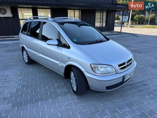 Сірий Опель Зафіра, об'ємом двигуна 1.8 л та пробігом 257 тис. км за 3650 $, фото 1 на Automoto.ua