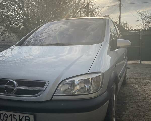 Сірий Опель Зафіра, об'ємом двигуна 2 л та пробігом 401 тис. км за 3200 $, фото 1 на Automoto.ua