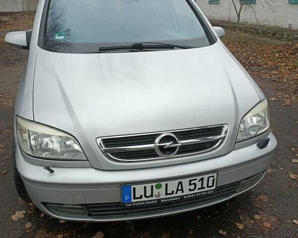 Серый Опель Зафира, объемом двигателя 1.8 л и пробегом 230 тыс. км за 3000 $, фото 1 на Automoto.ua