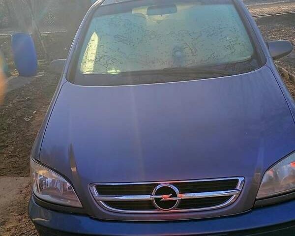 Серый Опель Зафира, объемом двигателя 2.2 л и пробегом 370 тыс. км за 4000 $, фото 1 на Automoto.ua