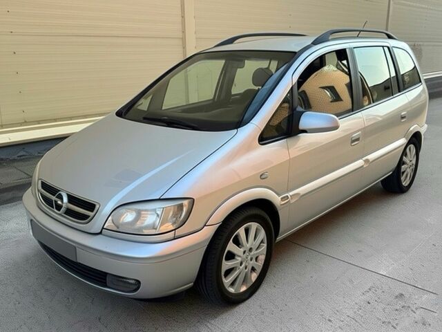 Сірий Опель Зафіра, об'ємом двигуна 2 л та пробігом 280 тис. км за 3000 $, фото 1 на Automoto.ua