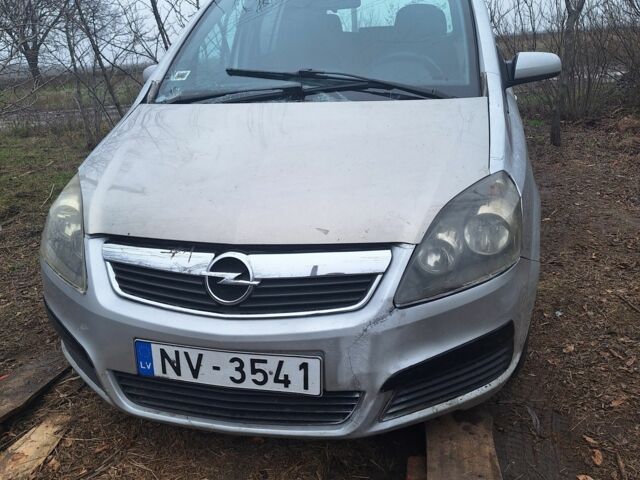 Сірий Опель Зафіра, об'ємом двигуна 1.9 л та пробігом 330 тис. км за 2500 $, фото 1 на Automoto.ua