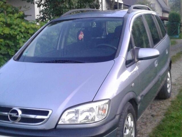 Серый Опель Зафира, объемом двигателя 0 л и пробегом 240 тыс. км за 4900 $, фото 1 на Automoto.ua