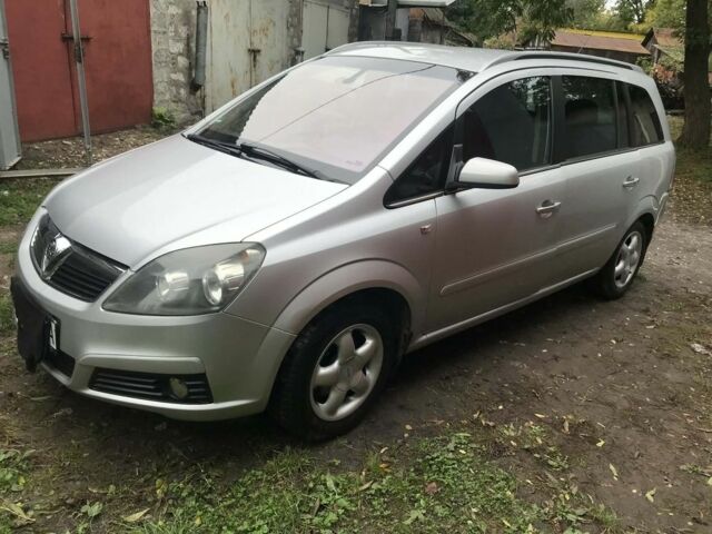 Серый Опель Зафира, объемом двигателя 0 л и пробегом 3 тыс. км за 5500 $, фото 1 на Automoto.ua