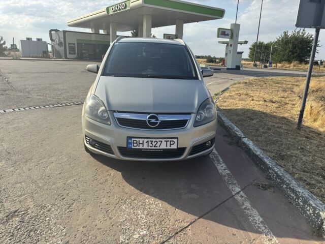 Опель Зафира 2005 в Снигиревке на Automoto.ua Серый Опель Зафира, объемом двигателя 1.9 л и пробегом 3 тыс. км за 4000 $, фото 1 на Automoto.ua