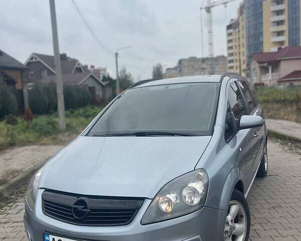Сірий Опель Зафіра, об'ємом двигуна 1.91 л та пробігом 320 тис. км за 3999 $, фото 1 на Automoto.ua