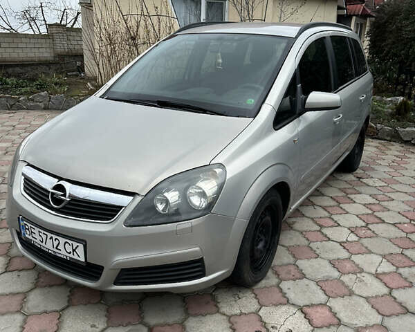 Серый Опель Зафира, объемом двигателя 1.91 л и пробегом 410 тыс. км за 4300 $, фото 1 на Automoto.ua
