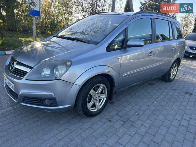 Опель Зафира 2006 в Львове на Automoto.ua Серый Опель Зафира, объемом двигателя 1.8 л и пробегом 385 тыс. км за 3650 $, фото 1 на Automoto.ua