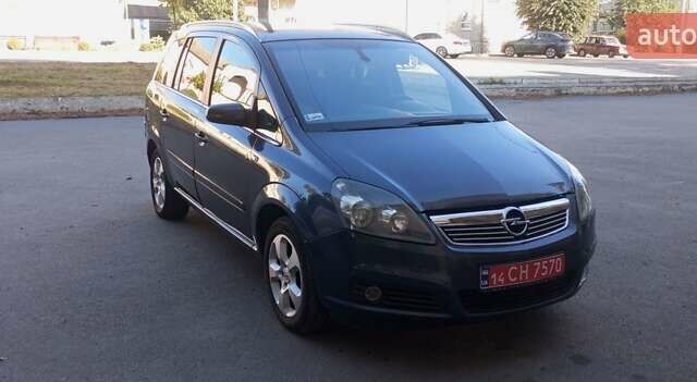 Серый Опель Зафира, объемом двигателя 1.8 л и пробегом 232 тыс. км за 5400 $, фото 1 на Automoto.ua