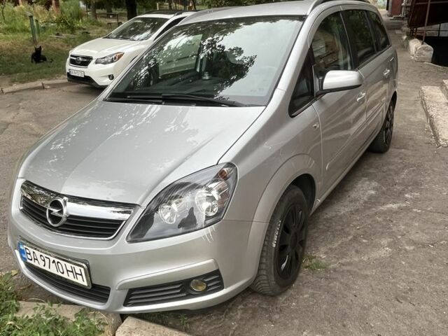 Сірий Опель Зафіра, об'ємом двигуна 1.8 л та пробігом 185 тис. км за 6112 $, фото 1 на Automoto.ua