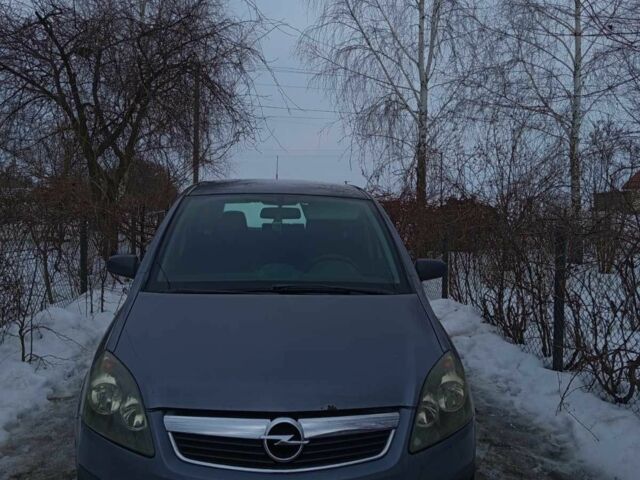 Сірий Опель Зафіра, об'ємом двигуна 1.6 л та пробігом 317 тис. км за 4400 $, фото 1 на Automoto.ua