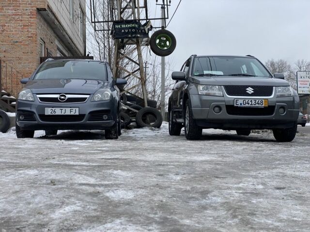 Серый Опель Зафира, объемом двигателя 0 л и пробегом 180 тыс. км за 4035 $, фото 1 на Automoto.ua