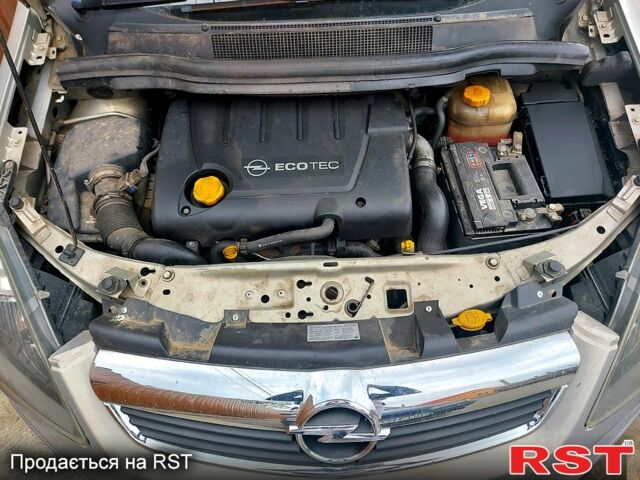 Сірий Опель Зафіра, об'ємом двигуна 1.9 л та пробігом 230 тис. км за 5000 $, фото 1 на Automoto.ua