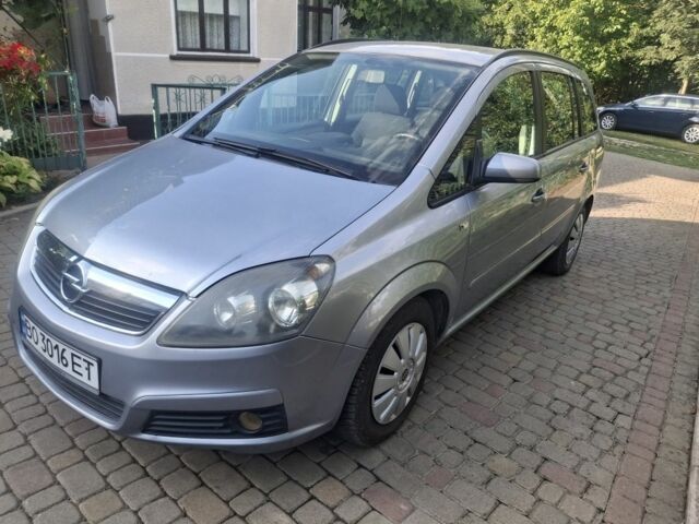 Сірий Опель Зафіра, об'ємом двигуна 1.6 л та пробігом 177 тис. км за 4980 $, фото 1 на Automoto.ua