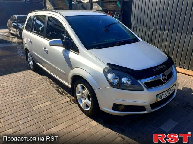 Сірий Опель Зафіра, об'ємом двигуна 1.6 л та пробігом 270 тис. км за 5000 $, фото 1 на Automoto.ua