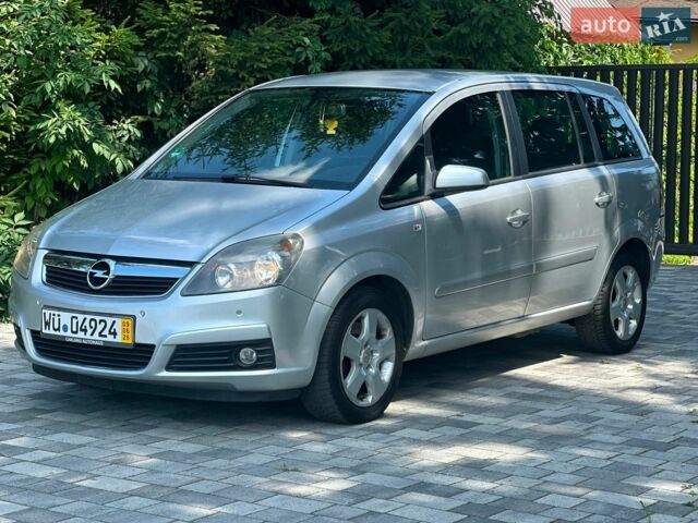Сірий Опель Зафіра, об'ємом двигуна 1.6 л та пробігом 178 тис. км за 5400 $, фото 1 на Automoto.ua