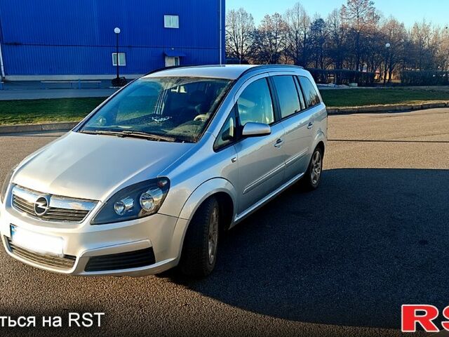 Сірий Опель Зафіра, об'ємом двигуна 1.9 л та пробігом 29900 тис. км за 5500 $, фото 1 на Automoto.ua
