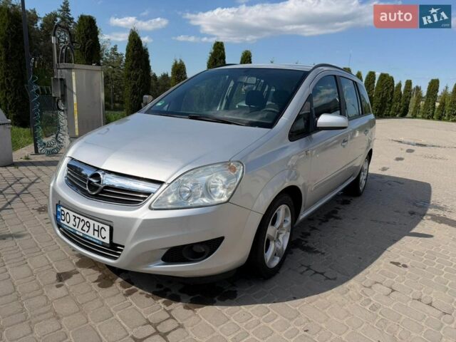 Сірий Опель Зафіра, об'ємом двигуна 1.6 л та пробігом 210 тис. км за 5400 $, фото 1 на Automoto.ua
