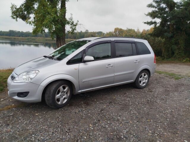 Сірий Опель Зафіра, об'ємом двигуна 1.6 л та пробігом 250 тис. км за 5500 $, фото 1 на Automoto.ua