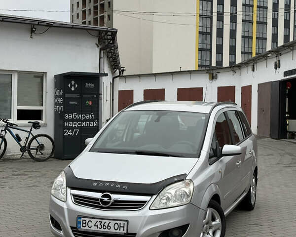 Серый Опель Зафира, объемом двигателя 1.91 л и пробегом 293 тыс. км за 6499 $, фото 1 на Automoto.ua