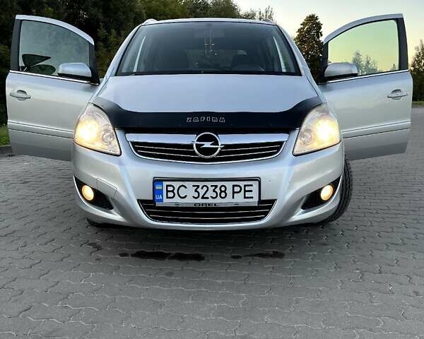 Сірий Опель Зафіра, об'ємом двигуна 1.69 л та пробігом 287 тис. км за 5700 $, фото 1 на Automoto.ua