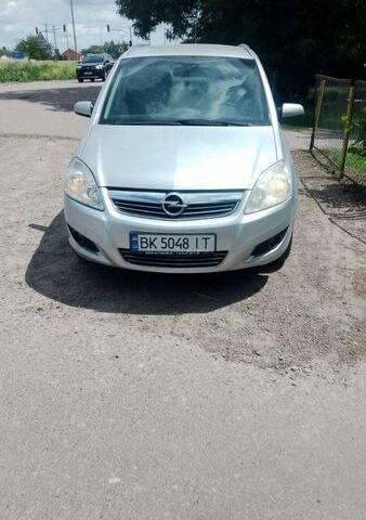 Сірий Опель Зафіра, об'ємом двигуна 1.6 л та пробігом 255 тис. км за 5800 $, фото 1 на Automoto.ua