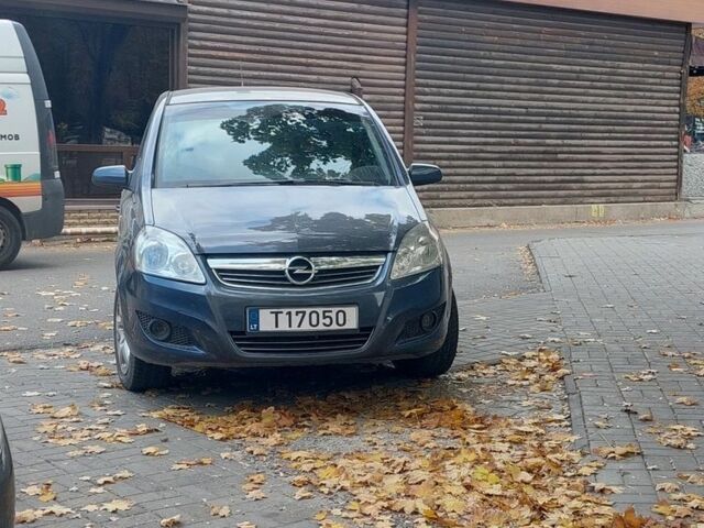 Серый Опель Зафира, объемом двигателя 0 л и пробегом 500 тыс. км за 2500 $, фото 1 на Automoto.ua