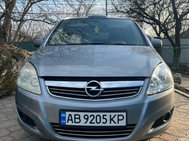 Сірий Опель Зафіра, об'ємом двигуна 1.7 л та пробігом 171 тис. км за 7200 $, фото 1 на Automoto.ua