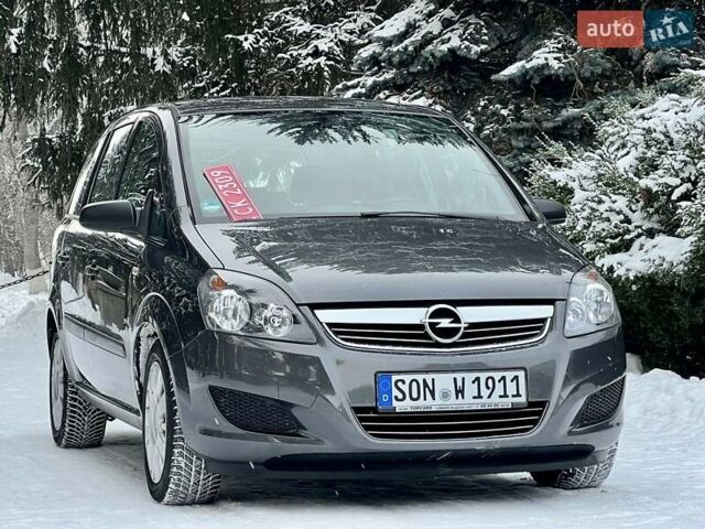 Сірий Опель Зафіра, об'ємом двигуна 1.6 л та пробігом 208 тис. км за 6300 $, фото 1 на Automoto.ua