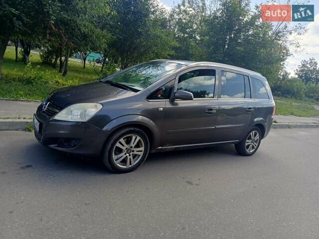 Серый Опель Зафира, объемом двигателя 1.6 л и пробегом 315 тыс. км за 6200 $, фото 1 на Automoto.ua