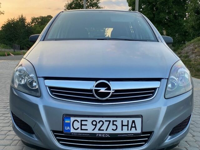 Сірий Опель Зафіра, об'ємом двигуна 1.6 л та пробігом 182 тис. км за 6500 $, фото 1 на Automoto.ua