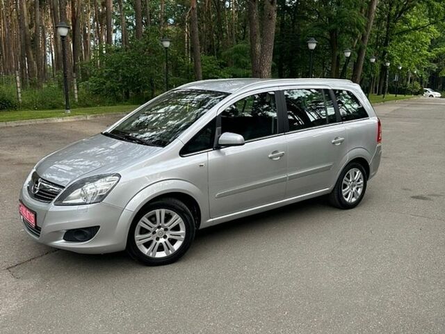 Сірий Опель Зафіра, об'ємом двигуна 1.6 л та пробігом 187 тис. км за 6300 $, фото 1 на Automoto.ua