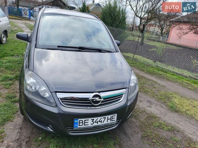 Сірий Опель Зафіра, об'ємом двигуна 1.6 л та пробігом 170 тис. км за 6300 $, фото 1 на Automoto.ua