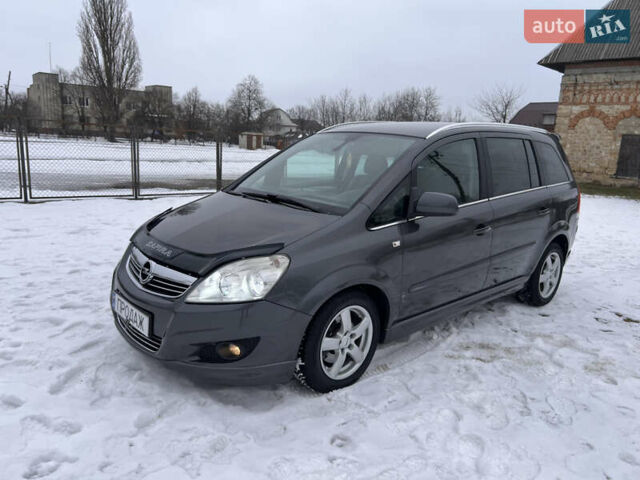 Сірий Опель Зафіра, об'ємом двигуна 0 л та пробігом 205 тис. км за 6200 $, фото 1 на Automoto.ua