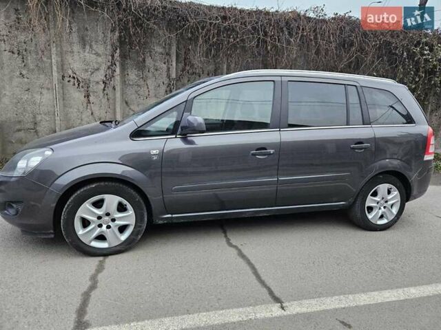 Сірий Опель Зафіра, об'ємом двигуна 1.8 л та пробігом 156 тис. км за 6450 $, фото 1 на Automoto.ua