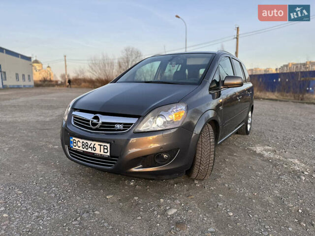 Серый Опель Зафира, объемом двигателя 1.7 л и пробегом 247 тыс. км за 7950 $, фото 1 на Automoto.ua