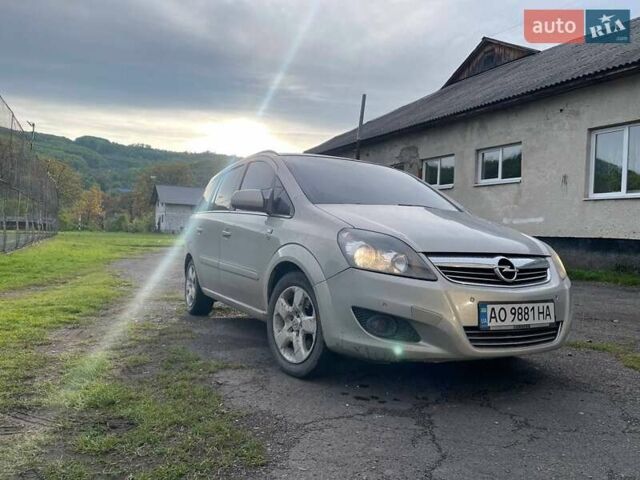 Сірий Опель Зафіра, об'ємом двигуна 1.7 л та пробігом 215 тис. км за 6700 $, фото 1 на Automoto.ua