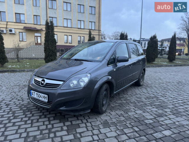 Серый Опель Зафира, объемом двигателя 1.8 л и пробегом 192 тыс. км за 7499 $, фото 1 на Automoto.ua
