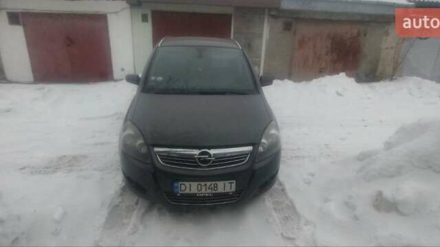 Серый Опель Зафира, объемом двигателя 1.7 л и пробегом 163 тыс. км за 5900 $, фото 1 на Automoto.ua