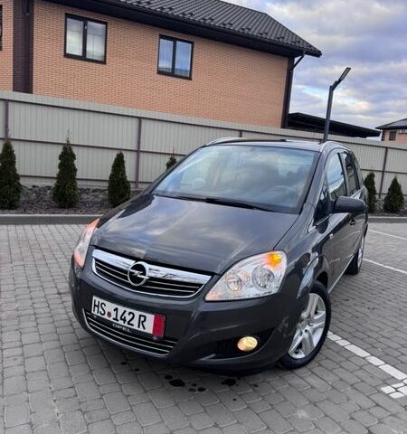 Серый Опель Зафира, объемом двигателя 1.8 л и пробегом 191 тыс. км за 6850 $, фото 1 на Automoto.ua