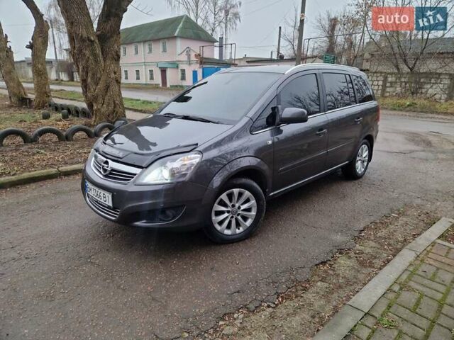 Серый Опель Зафира, объемом двигателя 1.8 л и пробегом 154 тыс. км за 7700 $, фото 1 на Automoto.ua