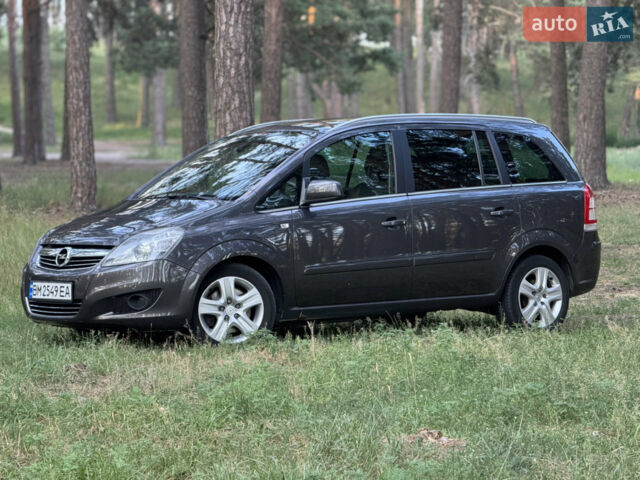 Сірий Опель Зафіра, об'ємом двигуна 1.7 л та пробігом 333 тис. км за 7000 $, фото 1 на Automoto.ua