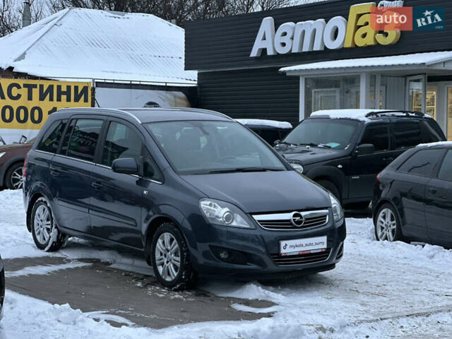 Серый Опель Зафира, объемом двигателя 1.8 л и пробегом 173 тыс. км за 7500 $, фото 1 на Automoto.ua